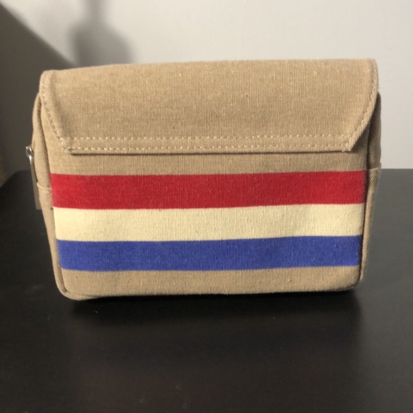 KLM Jantaminiau First Class Travel Bag - Picture 4 of 5